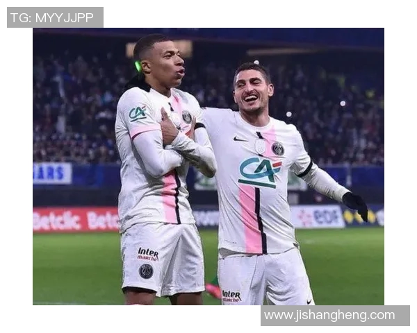 三大足球巨星经典动作解析：梅西的盘带，C罗的空中飞踢，内马尔的过人技巧