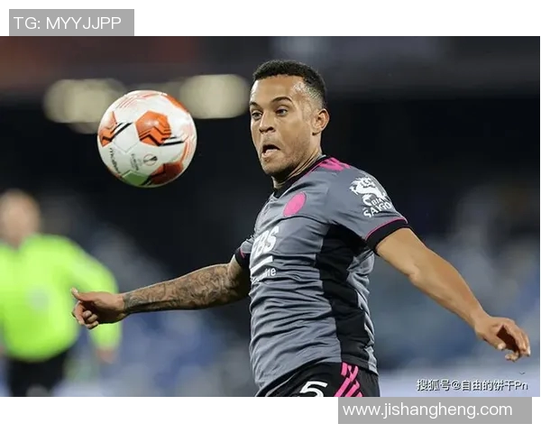 聚焦绿茵巨星战靴探索足球球星鞋背后的传奇与魅力